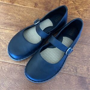 Born Black Leather Mary Jane Stitching Comfort Ballet Strap Buckle Flat W 7.5